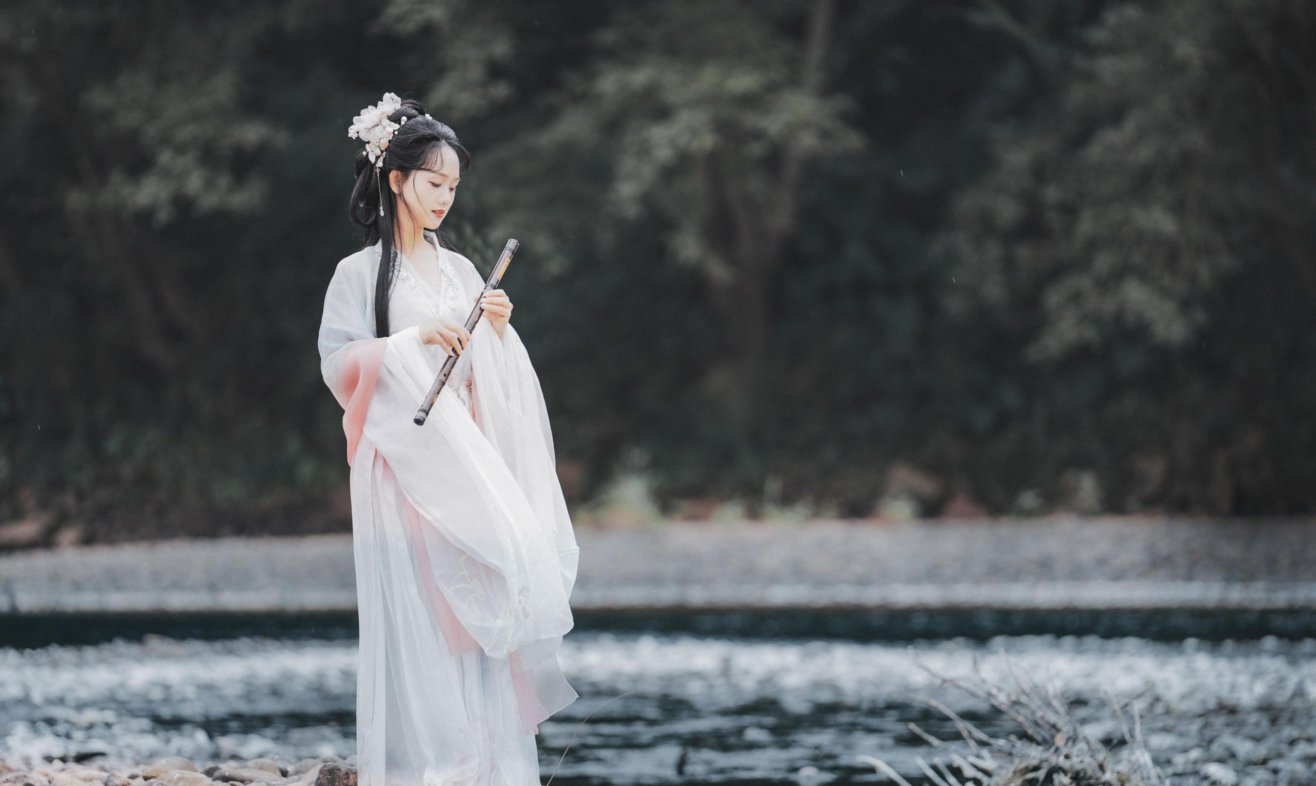 小清 – 《古风人像拍摄》[14P]