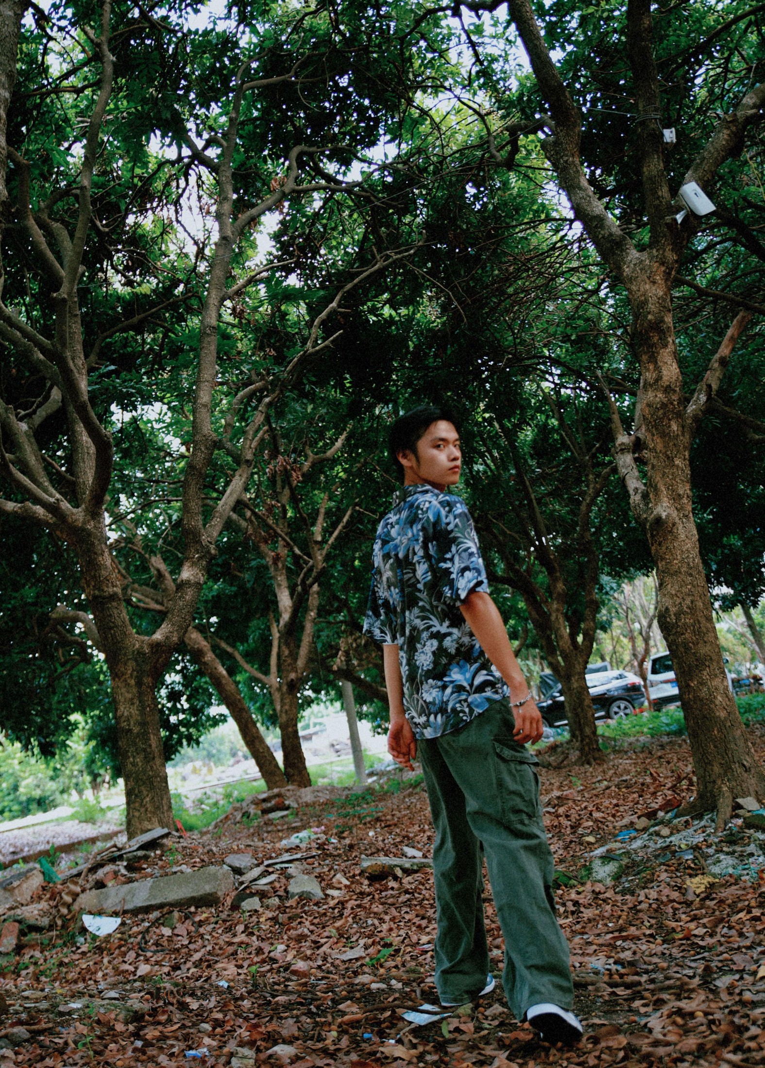 – 《冲破束缚的男孩》[18P]