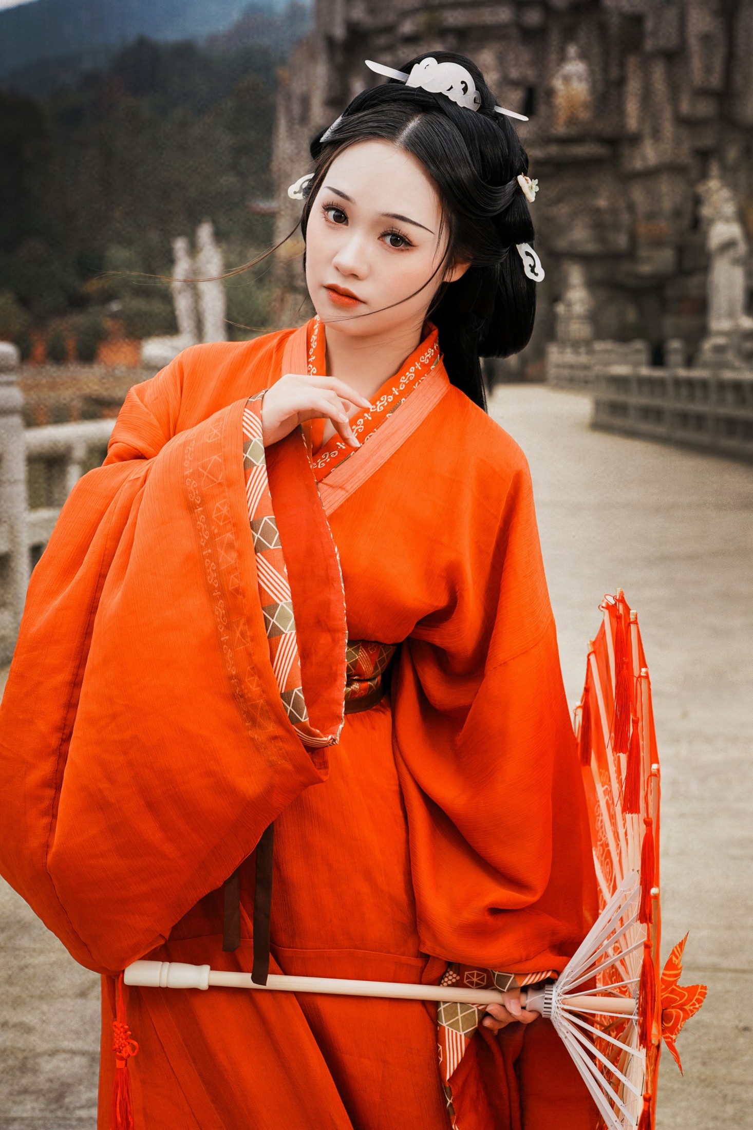 泱泱泱呀 – 《古风人像拍摄-万佛寺-泱泱》[31P]