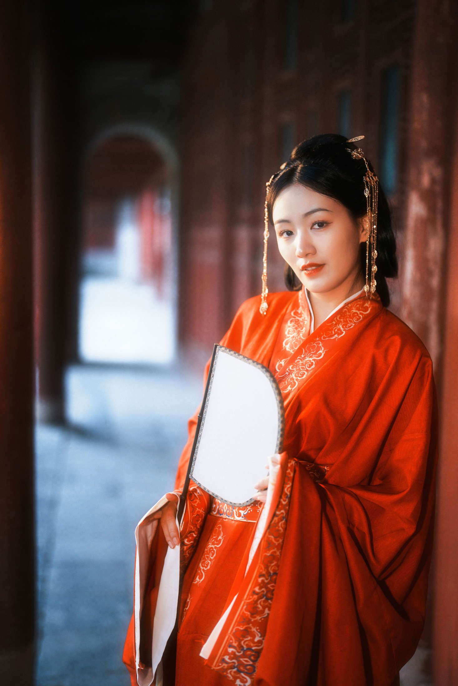 藤_藤藤小姐 – 《古风人像拍摄-华林寺-温馨》[14P]