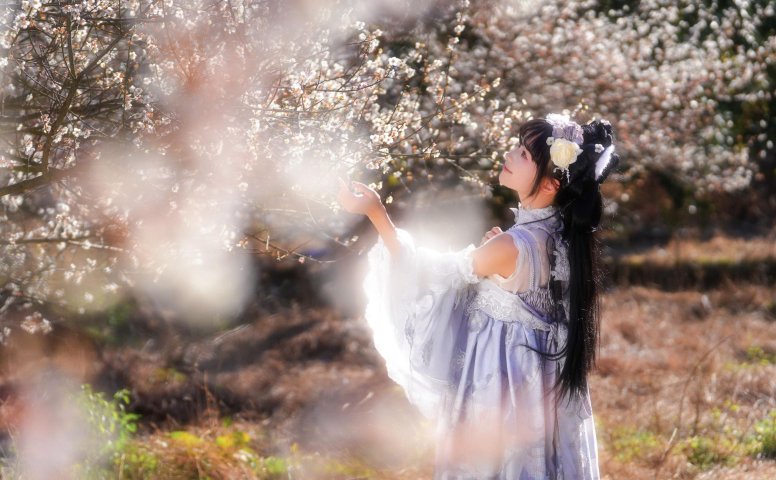 暴躁的果酱大爷 – 《古风人像拍摄-梅花-果酱》[18P]